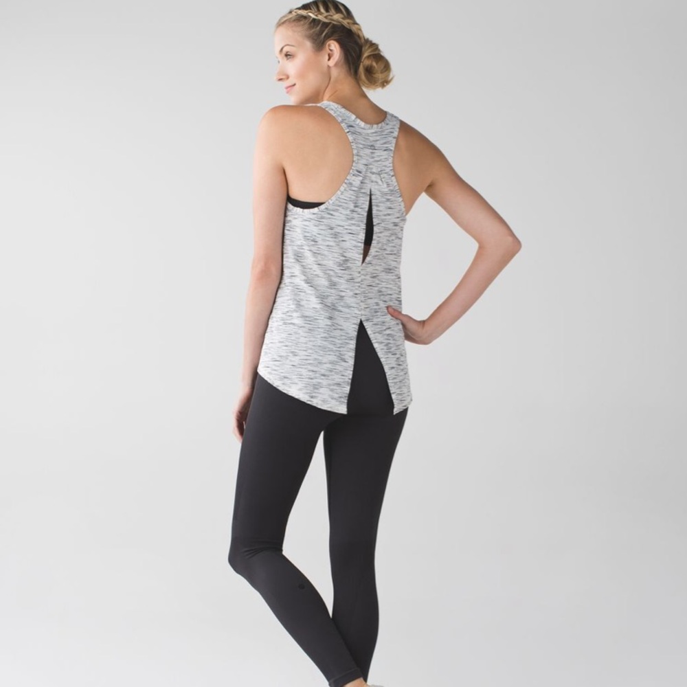 EUC Lululemon Salute The Sun Tank Tiger Space Dye